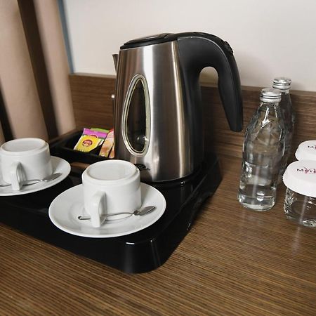 Mercure Istanbul West Hotel & Convention Center מראה חיצוני תמונה