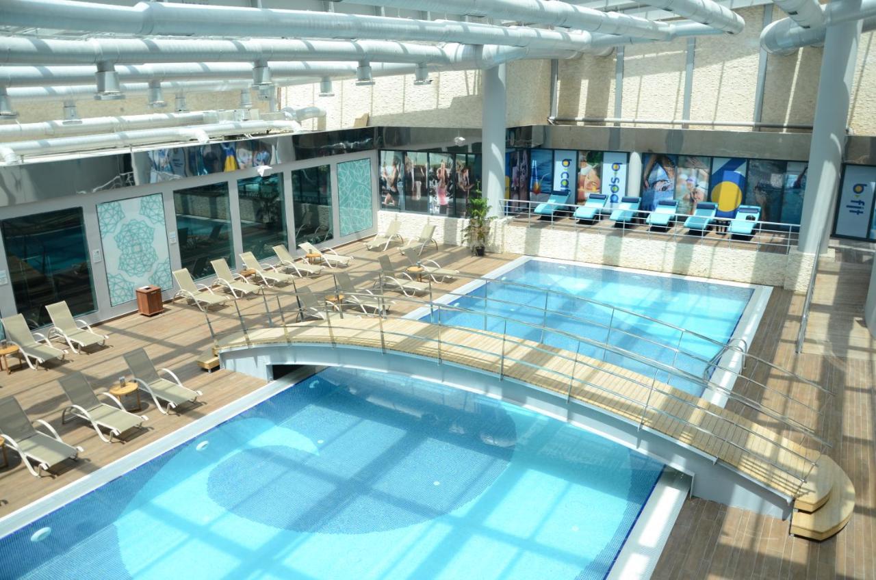 Mercure Istanbul West Hotel & Convention Center מראה חיצוני תמונה