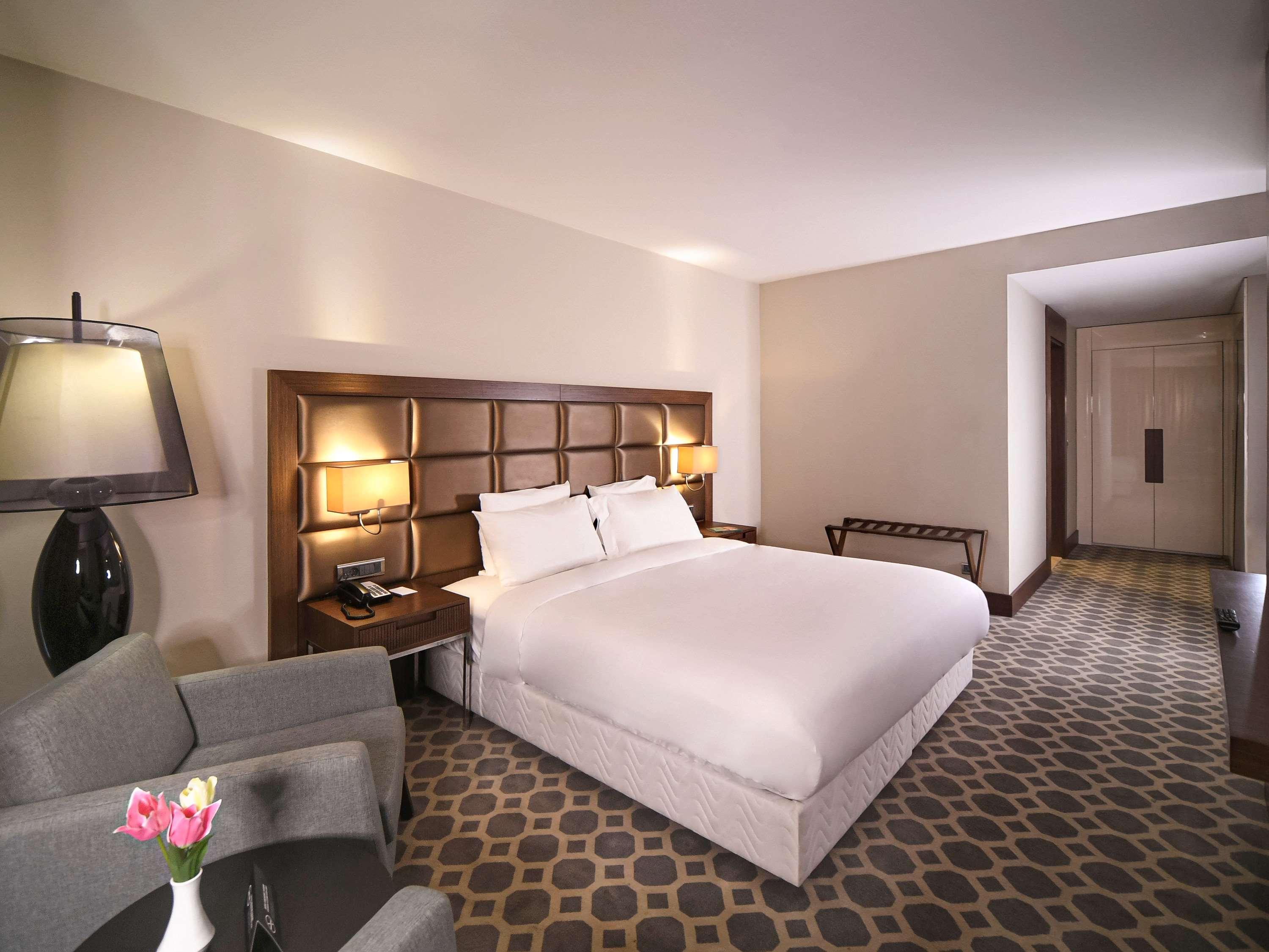Mercure Istanbul West Hotel & Convention Center מראה חיצוני תמונה