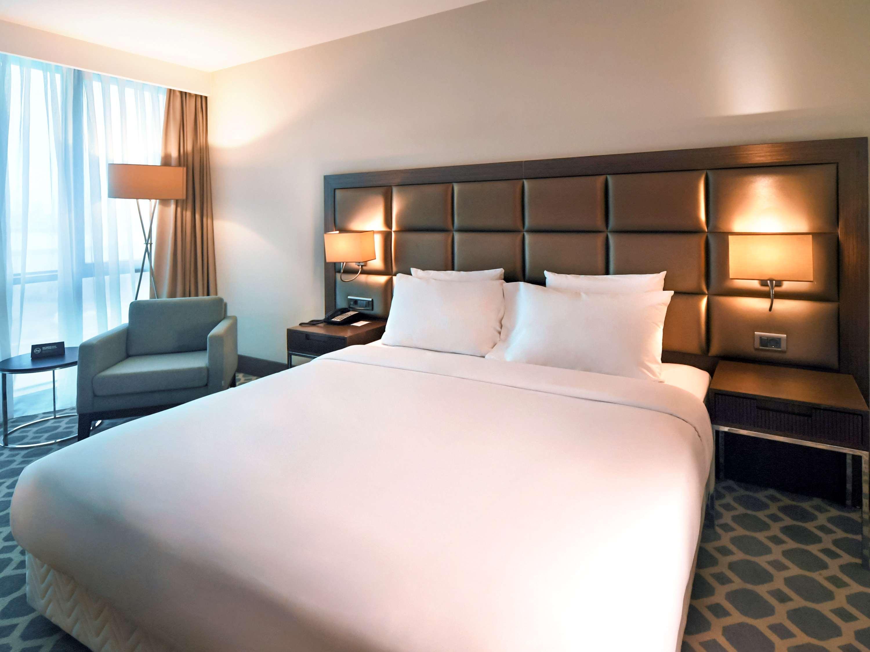 Mercure Istanbul West Hotel & Convention Center מראה חיצוני תמונה