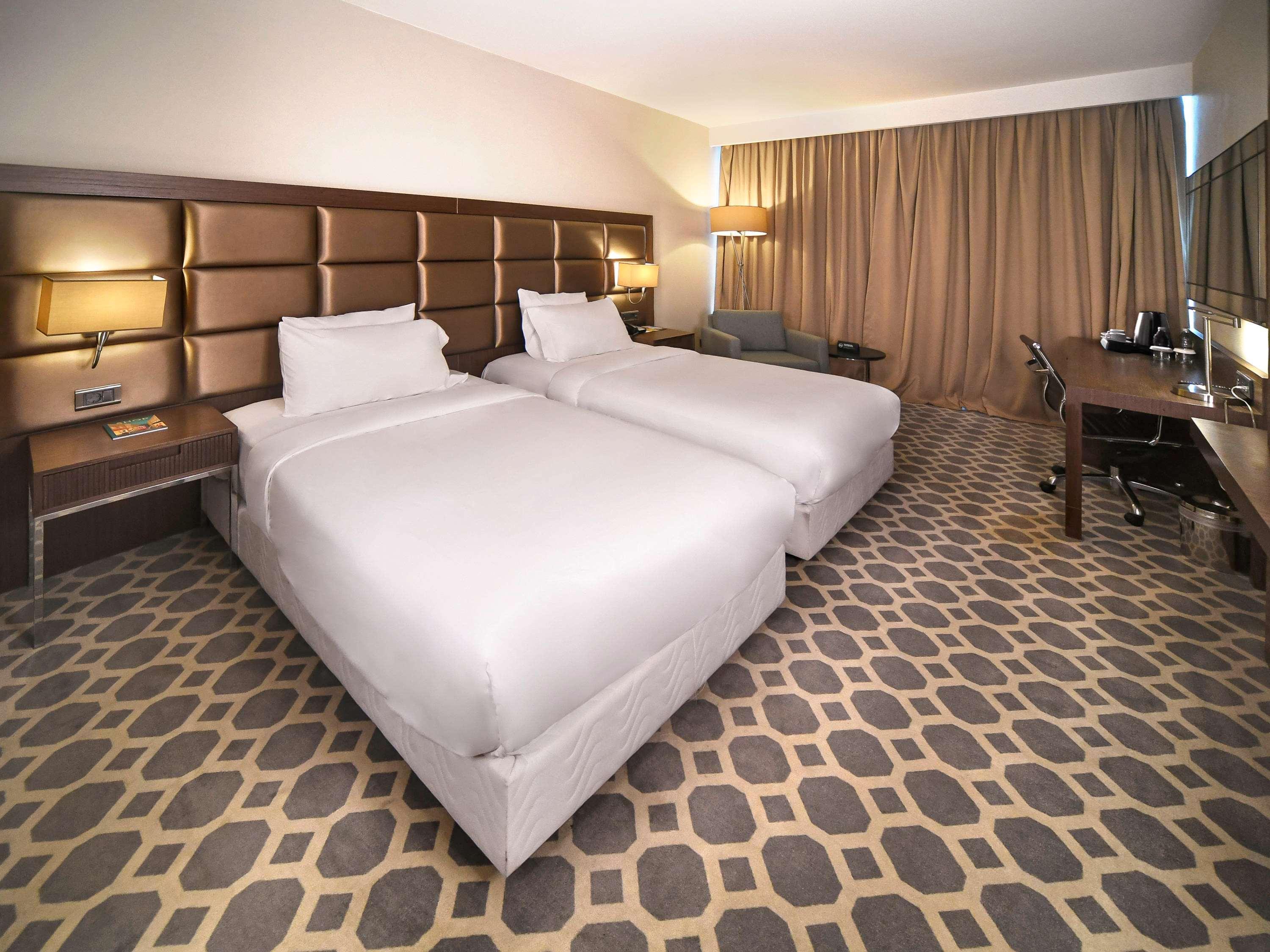Mercure Istanbul West Hotel & Convention Center מראה חיצוני תמונה