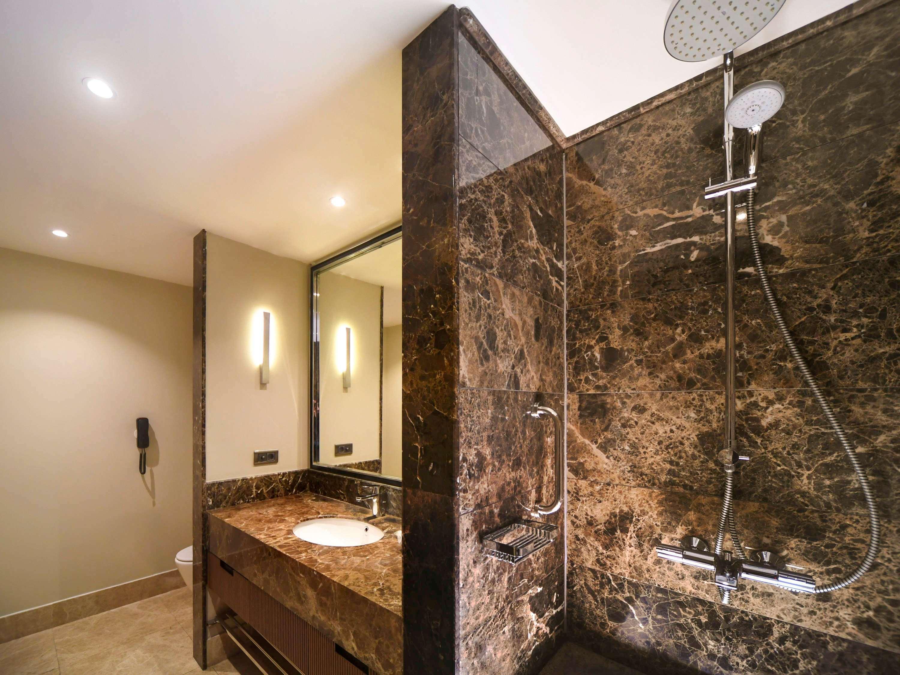 Mercure Istanbul West Hotel & Convention Center מראה חיצוני תמונה