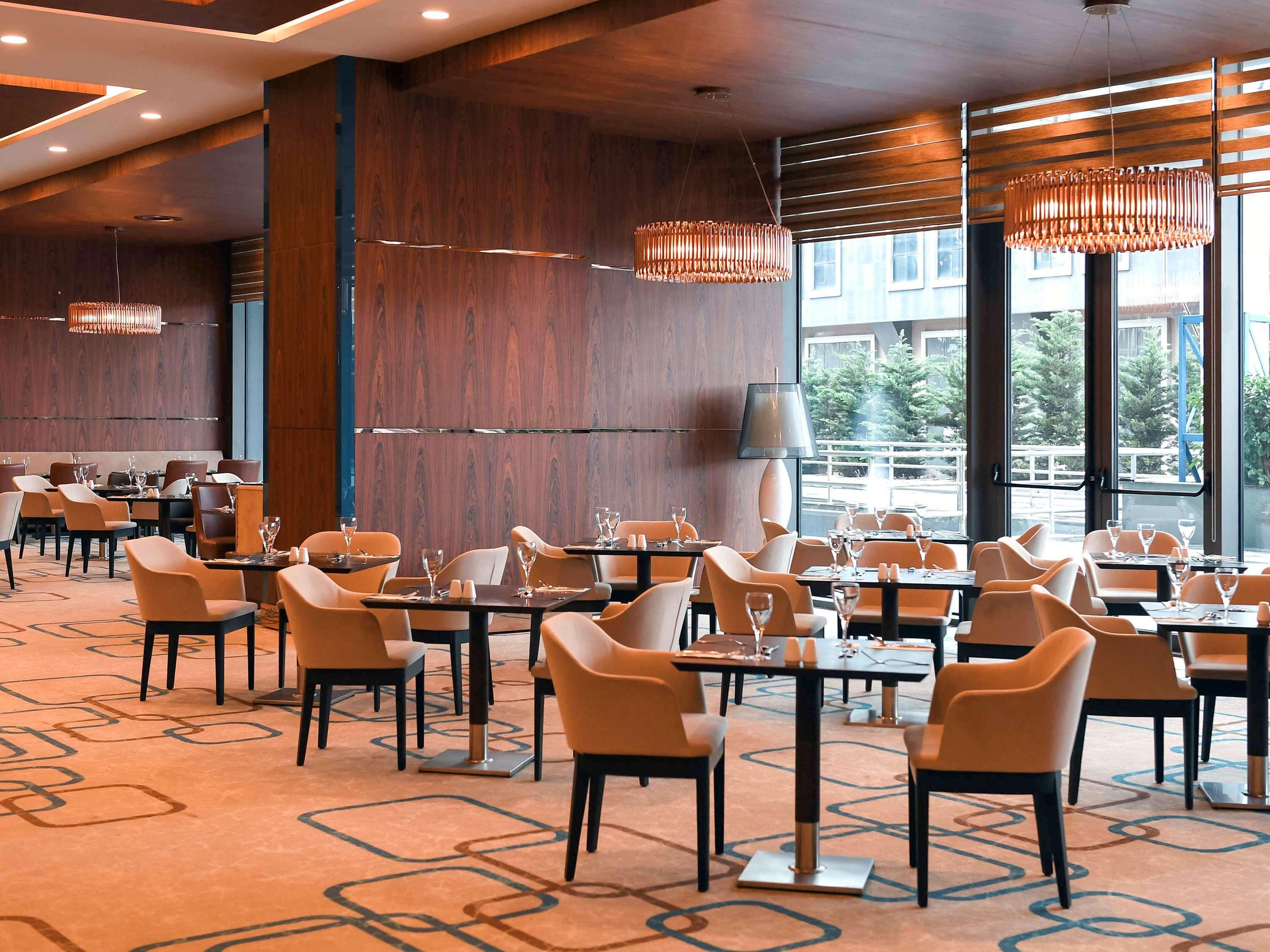 Mercure Istanbul West Hotel & Convention Center מראה חיצוני תמונה