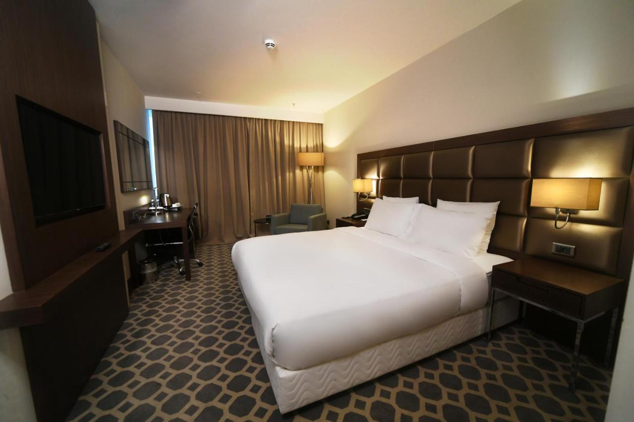 Mercure Istanbul West Hotel & Convention Center מראה חיצוני תמונה