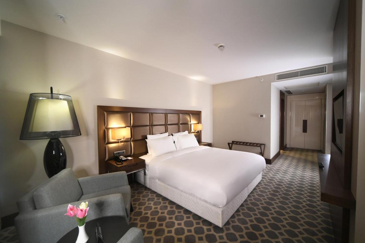 Mercure Istanbul West Hotel & Convention Center מראה חיצוני תמונה