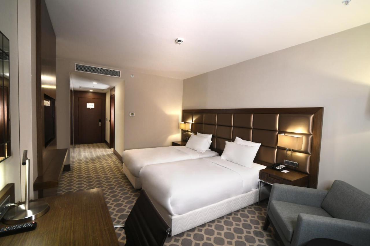 Mercure Istanbul West Hotel & Convention Center מראה חיצוני תמונה