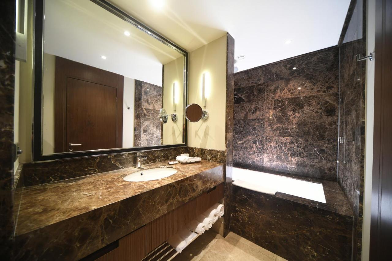 Mercure Istanbul West Hotel & Convention Center מראה חיצוני תמונה
